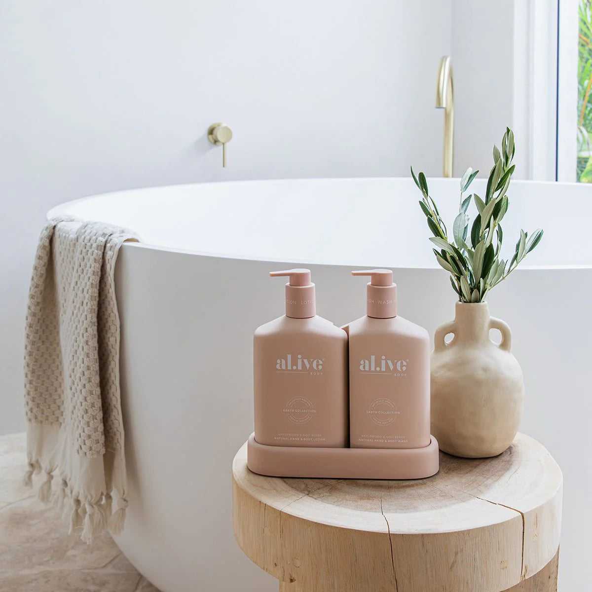 Al.ive Body | Wash & Lotion Duo + Tray - Applewood & Goji Berry