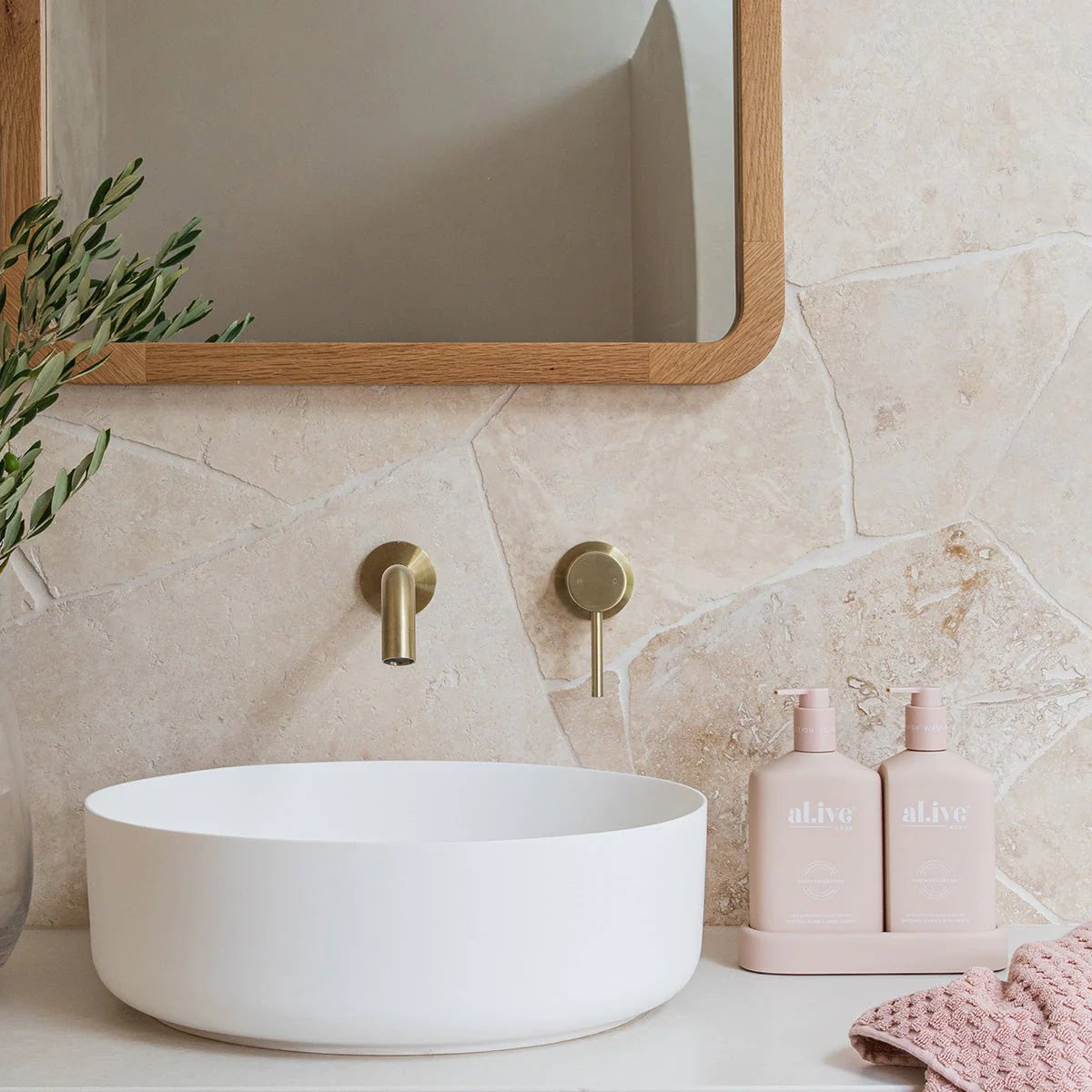 Al.ive Body | Wash & Lotion Duo + Tray - Applewood & Goji Berry