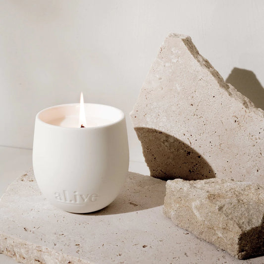 Al.ive Body | Soy Candle - Sweet Dewberry & Clove