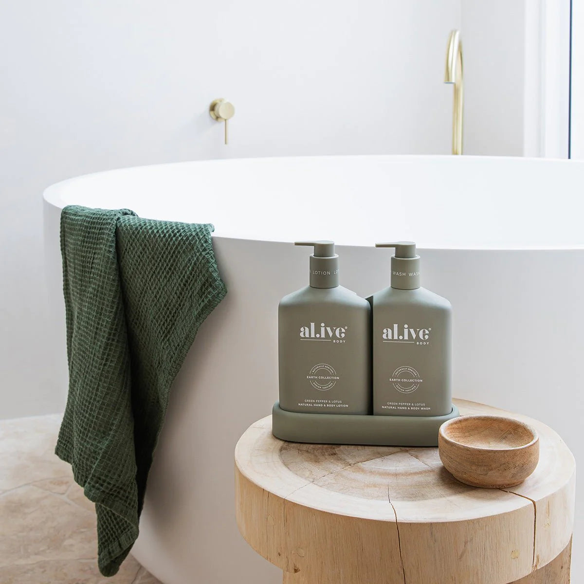 Al.ive Body | Wash & Lotion Duo + Tray - Green Pepper & Lotus