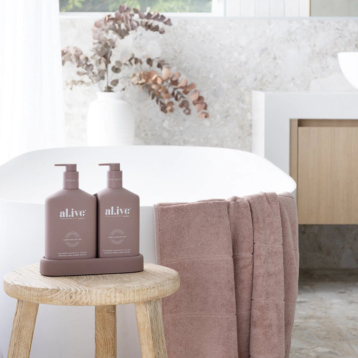 Al.ive Body - Wash & Lotion Duo + Tray - Raspberry Blossom & Juniper